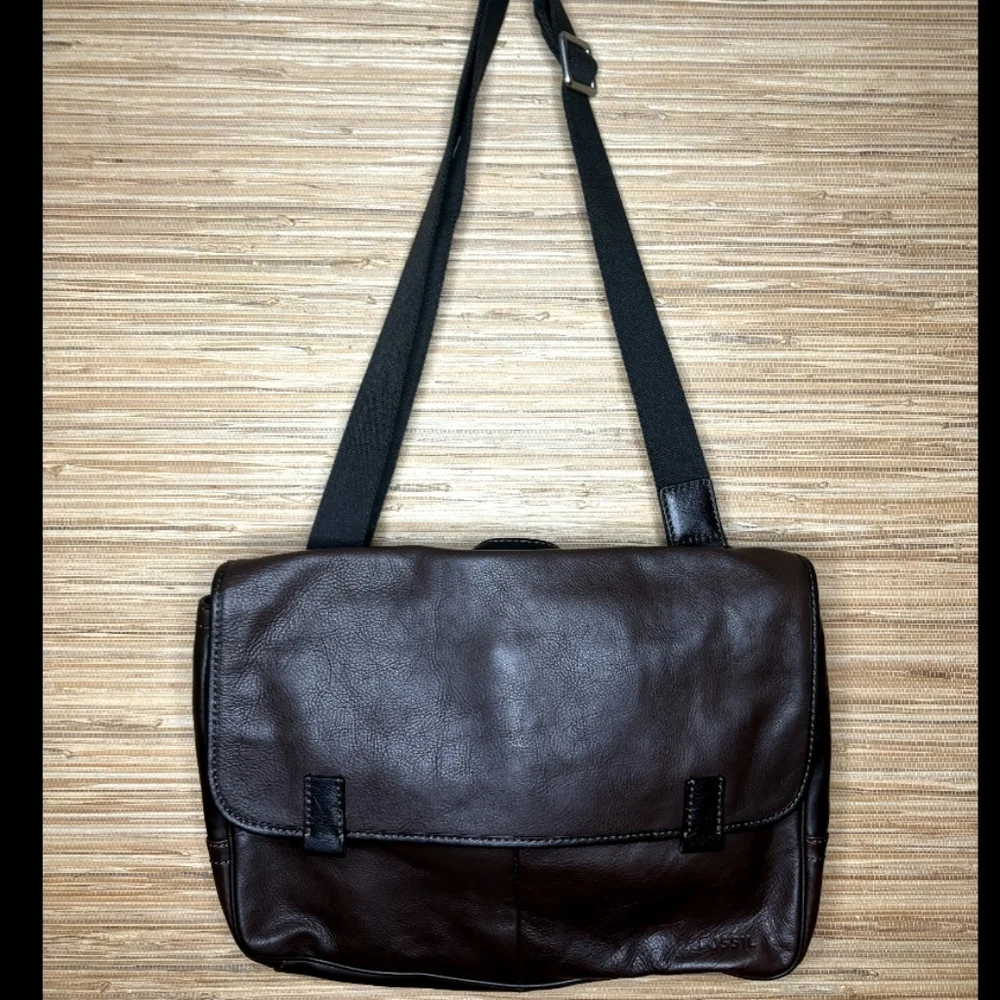Fossil Brown Leather Briefcase Unisex